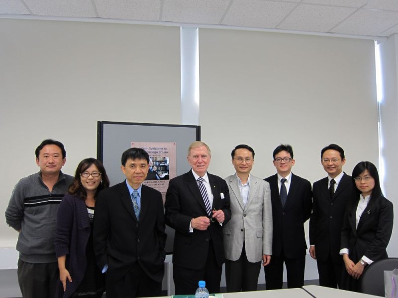 2012 The Honorable Justice Michael Kirby AC CMG Visiting